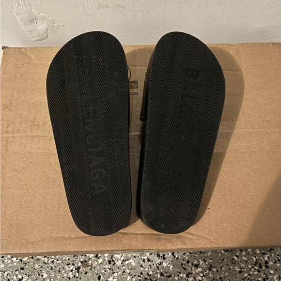 Balenciaga Black and Gold Nappa Leather Slides - Picture 4 of 9
